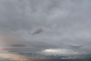 pale grey cloudy sky