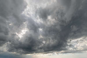 overcast sky with grey clouds