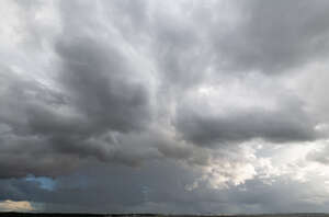 overcast sky with grey clouds